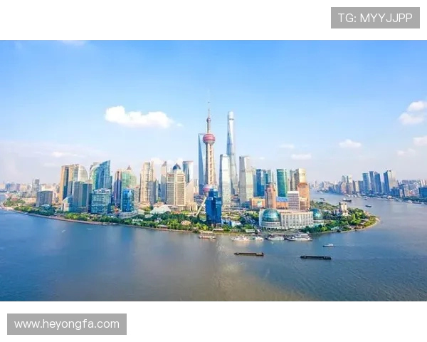 上海海港奋进新时代打造国际航运枢纽引领全球海洋经济发展新格局