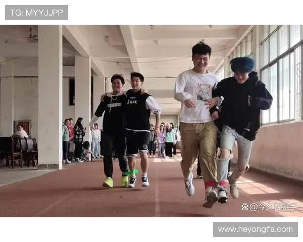 科学足球节奏训练方法探讨提升球员表现与团队协作能力的有效策略 科学足球节奏训练方法探讨提升球员表现与团队协作能力的有效策略