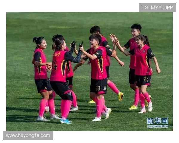 赛后分析:上海足球队与北京足球队的表现与状态对比探讨 赛后分析:上海足球队与北京足球队的表现与状态对比探讨